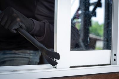 CCTV identifies suspect in Wilderness housebreaking