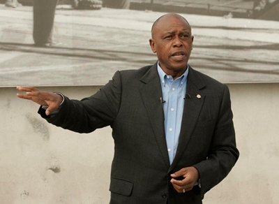 Sexwale: Zuma not solely to blame for SA's credit downgrade