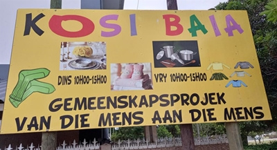 'n Liefdadigheidswinkel loop onder vandale deur