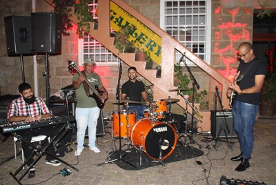 Feestelike atmosfeer by KKNK-opening