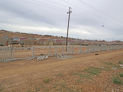 Vandale verwoes nuwe heining