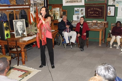 Museumdag by Sid Fourie historiese huismuseum gevier