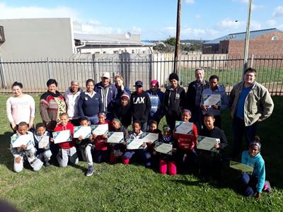 Stilbaai-polisie reik uit na leerders