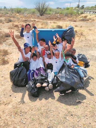 Aberdeen community cleans town