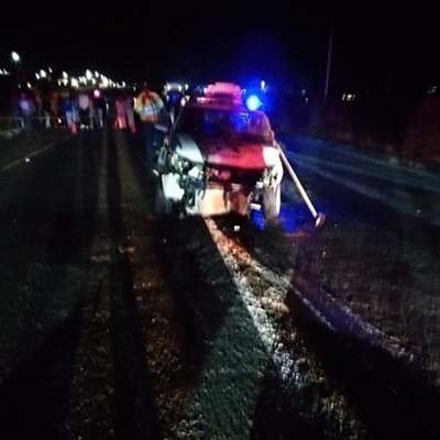 Drie verkeersbeamptes ernstig beseer