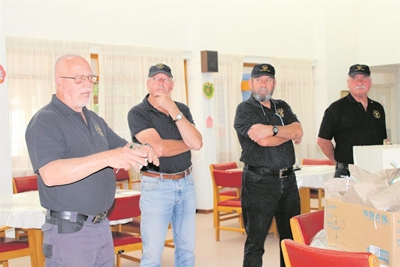MOTHS skenk toiletware aan oudveterane