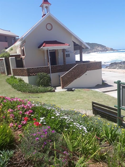 View garden of nature in Herold's Bay this Sunday