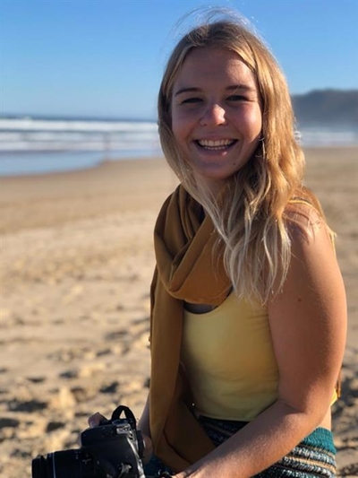 Let's wear yellow for Ashley