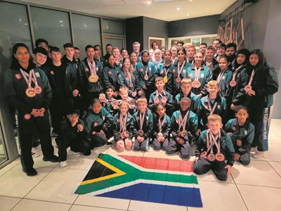 Kickboxers strike gold at world champs