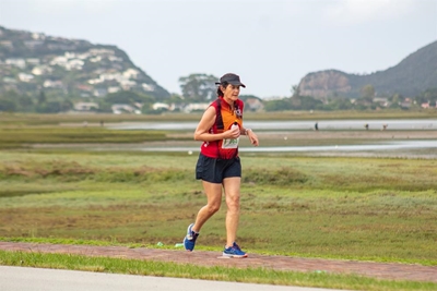 Hundreds tackle sixth Heads Marathon