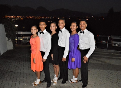 Dansers presteer in Paarl