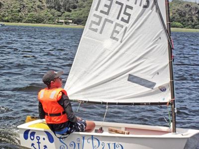 Wind provides testing sailing conditions