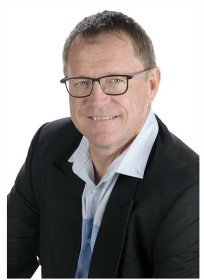 Dawie Roodt praat by Buffelsdrift
