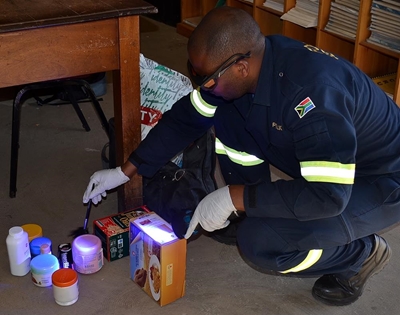5 caught within hours of 2 robberies