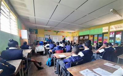 Polisie waarsku teen boeliery