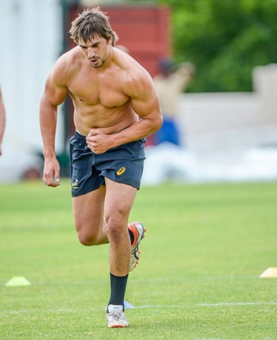 Etzebeth to see specialist in Cape Town