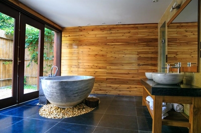 Choosing the right bathtub