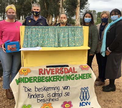 Beskerm ons kinders tesaam