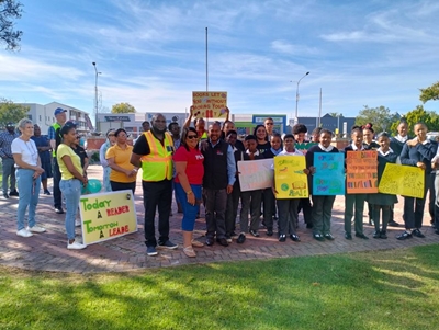 Bookworms picket for Library Week