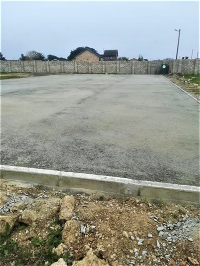 Netball courts built from scratch for Parkdene and Maraiskamp