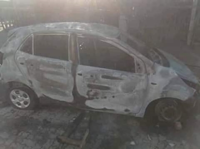 Vehicle set alight in Thembalethu