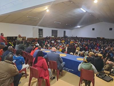 Packed Kwanokuthula meeting defuses foreign nationals issue