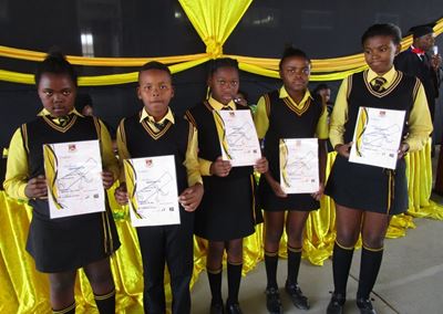 Luxolo prize giving