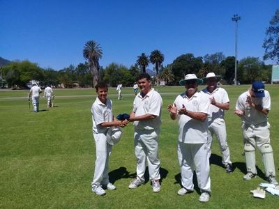 Kriekte: Graaff-Reinet klop Middelburg