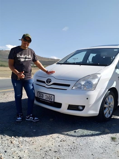 Jong pa sterf in motorongeluk naby Herold