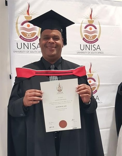 Vincentius verwerf sy derde graad