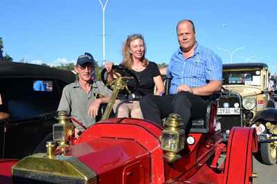 Ford-veterane klink glasie op handelaar