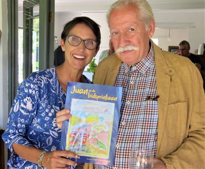 Kleurvolle kinderboek bekendgestel