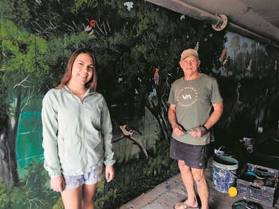 Muurskilderye gee Wildernis 'n kreatiewe hupstoot