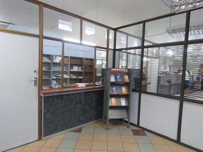 Post Office: 'Collect your mail'