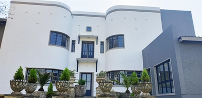 Hawthorndene kry nuwe baadjie