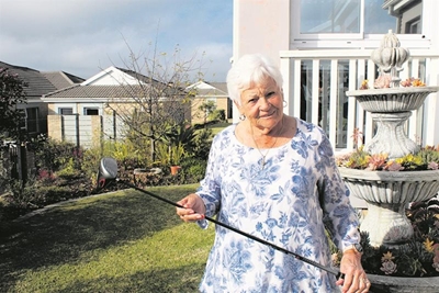 Vrou (85) behaal tweede keer 'n kolhou
