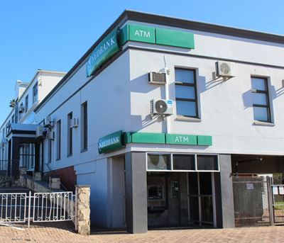 Nedbank oor Stilbaai taksluiting