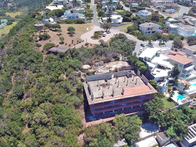 Concrete eyesore heading for the dump