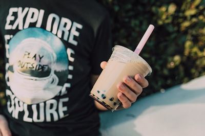 What is bubble tea, the popping pearls beverage?