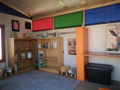 Kwanokuthula kry biblioteek