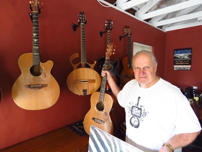 Music maestro goes back to his roots