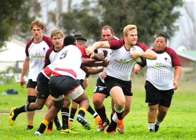 Oudtshoorn-rugbyklub klop Calitzdorp met 30 - 10