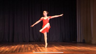 Knysna's dancers on the move