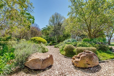 Enjoy Hoekwil's Open Gardens this weekend