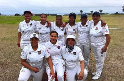 Cavaliers ladies through to SWD final