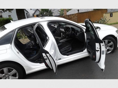 Gang of four on the run after Johannesburg shoot-out