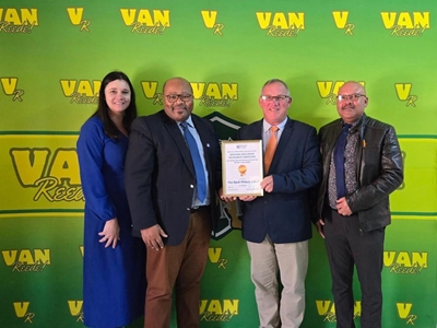 Van Reede wen provinsiale toekenning vir inklusiwiteit, wat nasionaal gaan meeding