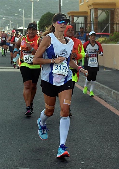 Plaaslike atlete geniet Cape Peninsula-marathon