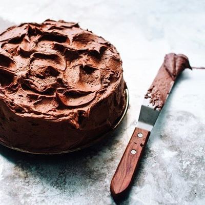 Chocolate cakes that refuse to play by the rules!