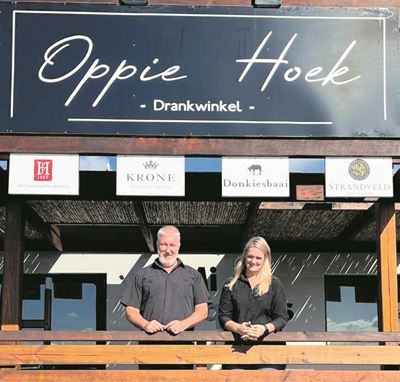 Stilbaai se besonderse drankwinkel Oppie Hoek